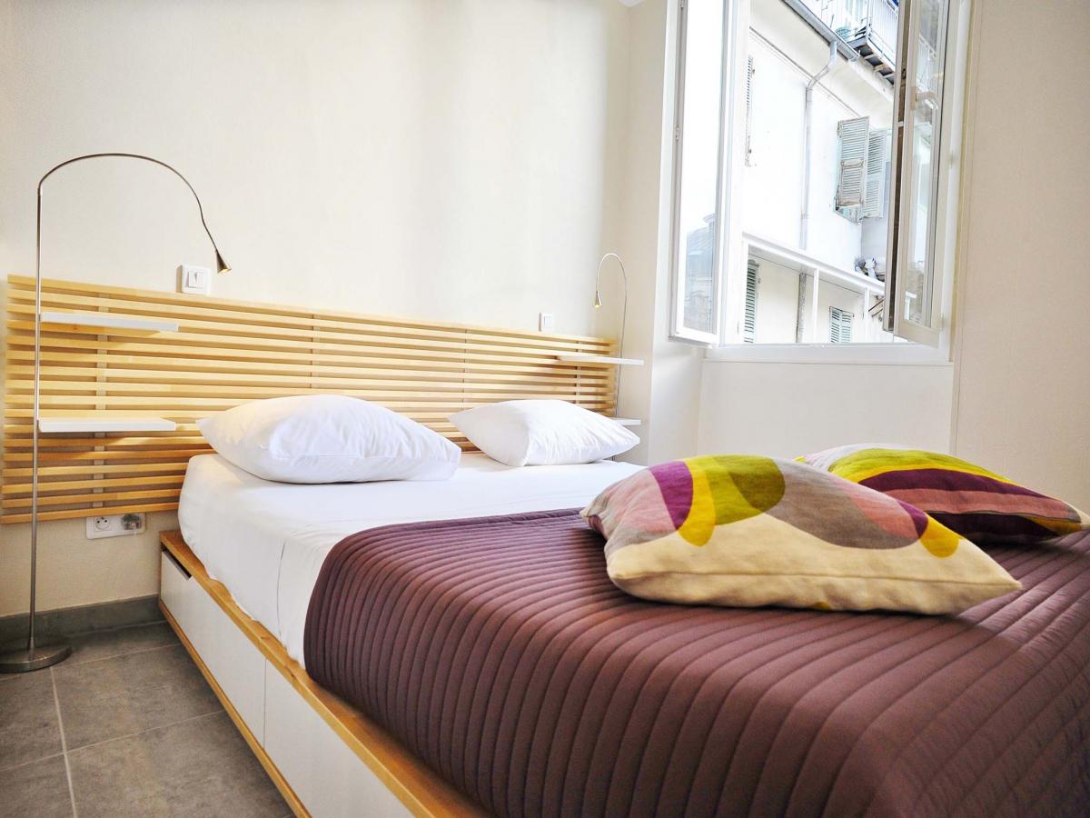 flat 18