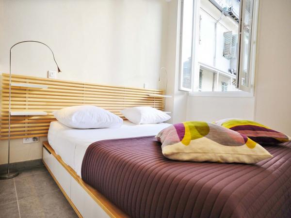 flat 18