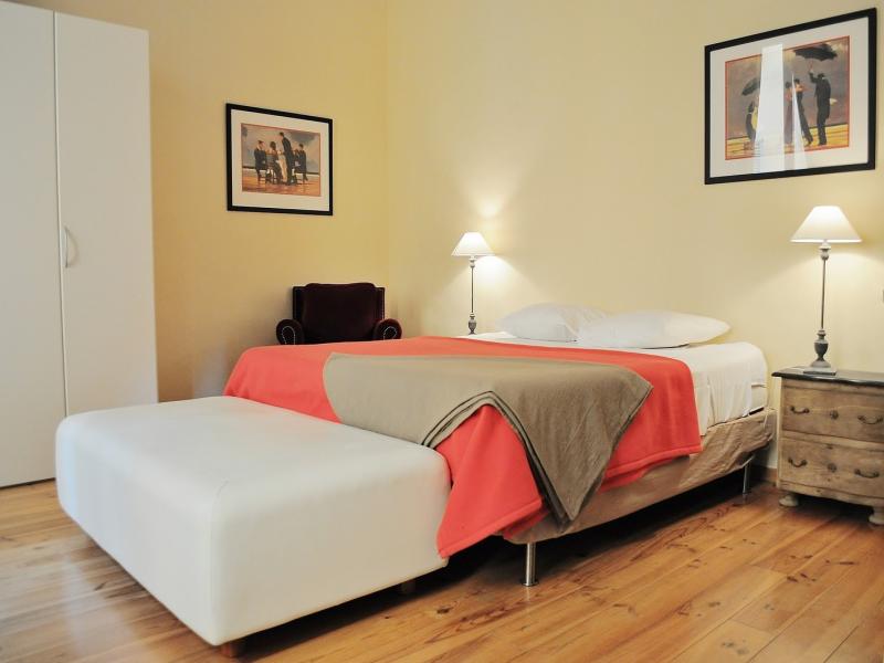 flat 11